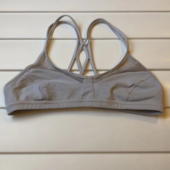 Lululemon white crisscross spaghetti strap sports bra - Picture 5 of 10
